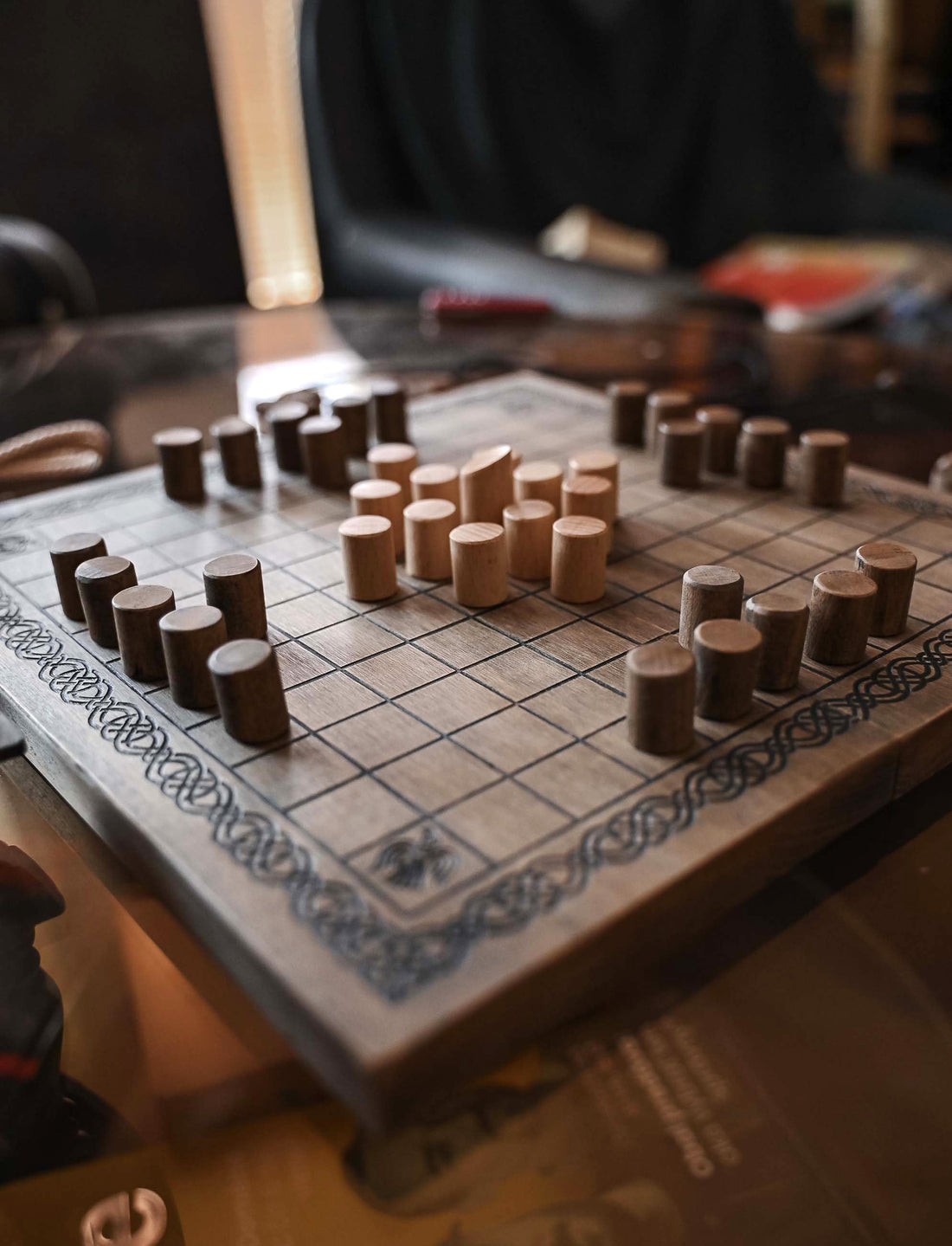 Hnefatafl and Senet – Ancient board game skill | Johny Luna