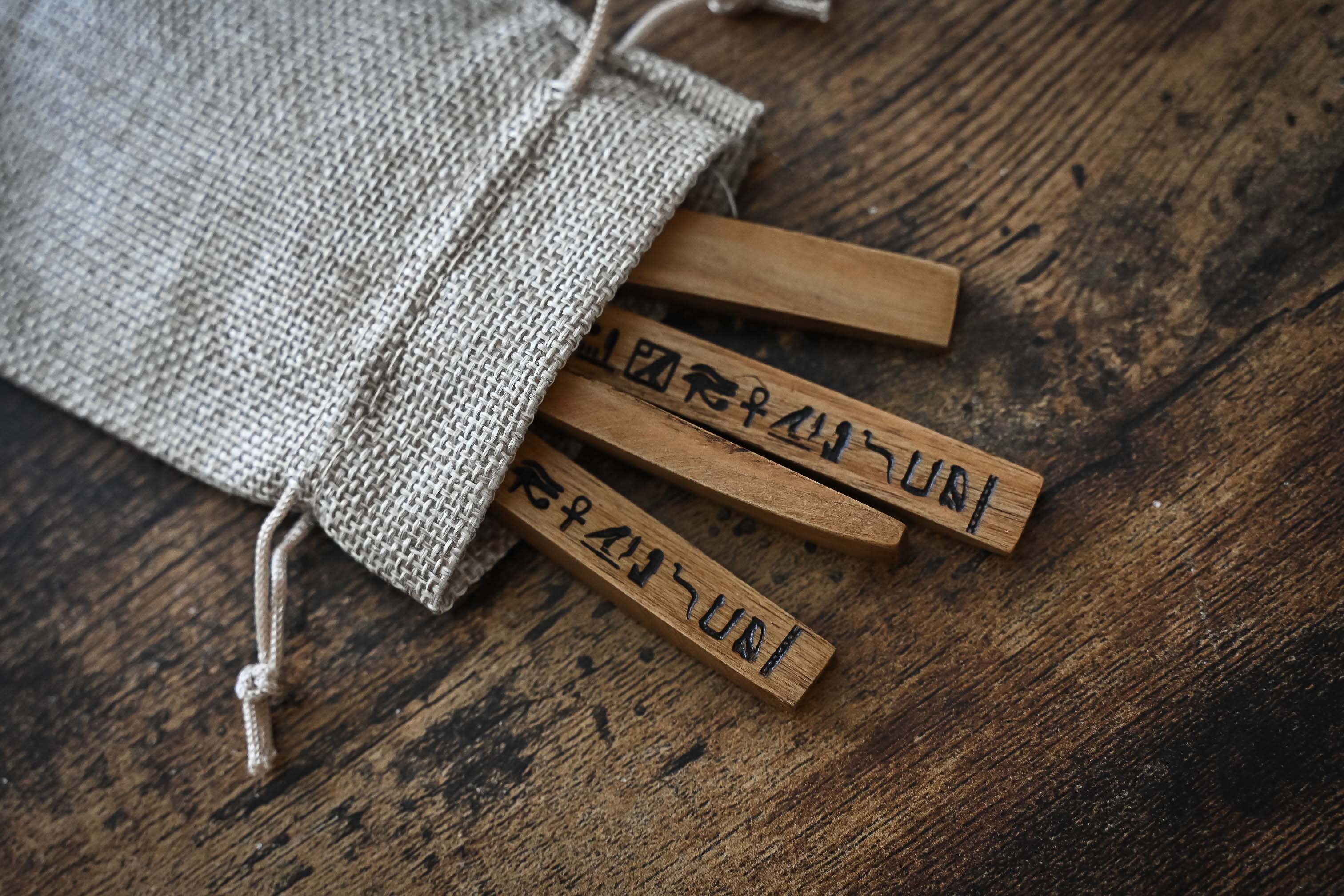 Medieval Stick Dice Set (4pcs): Egyptian Senet Game Replica